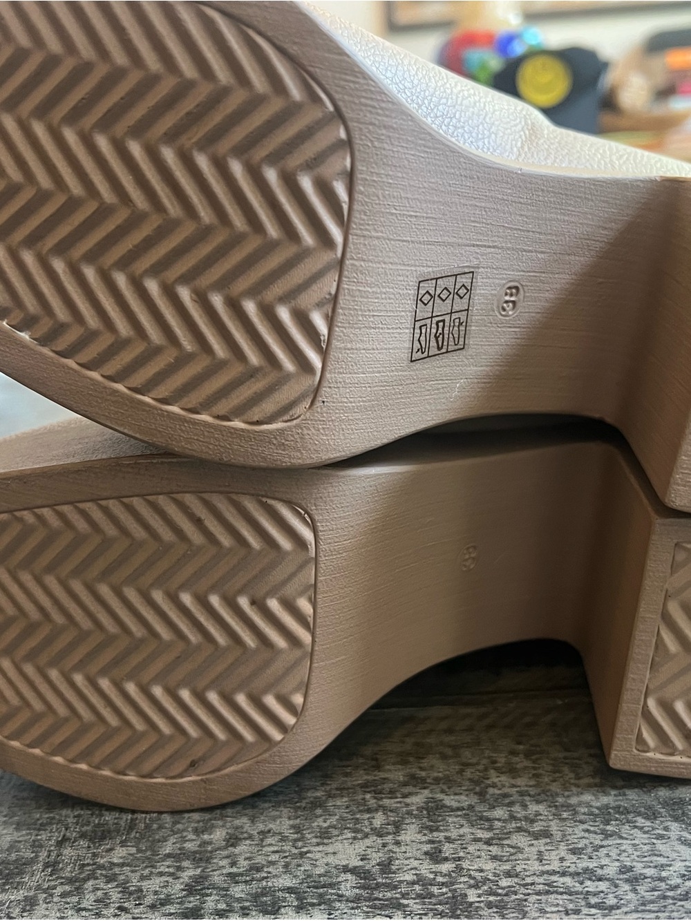 Intentionally Blank sz38 Platform Ankle Boots in Nude Tan NEW - Picture 5 of 13